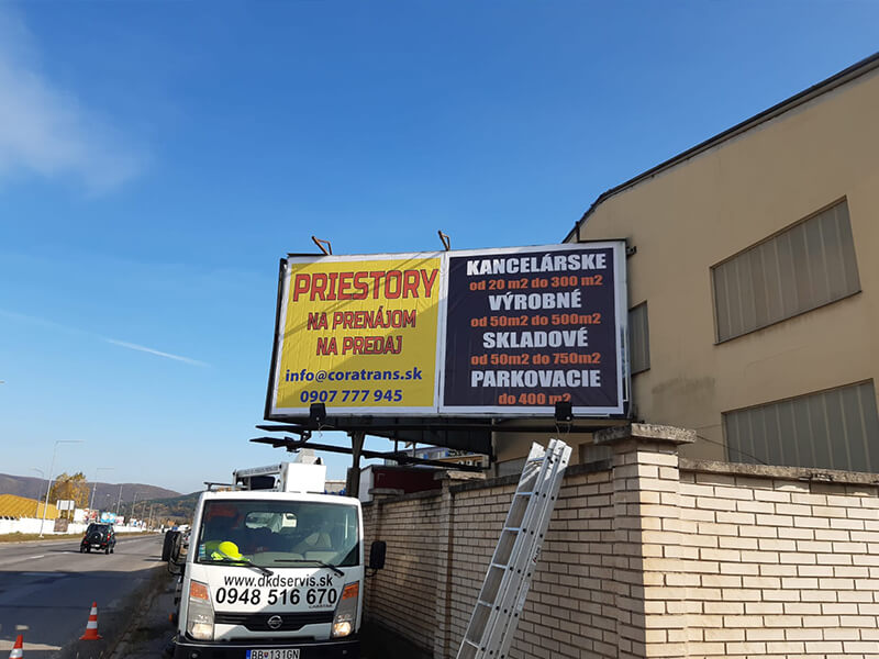 Montáž bannera v Žiari nad Hronom CORA